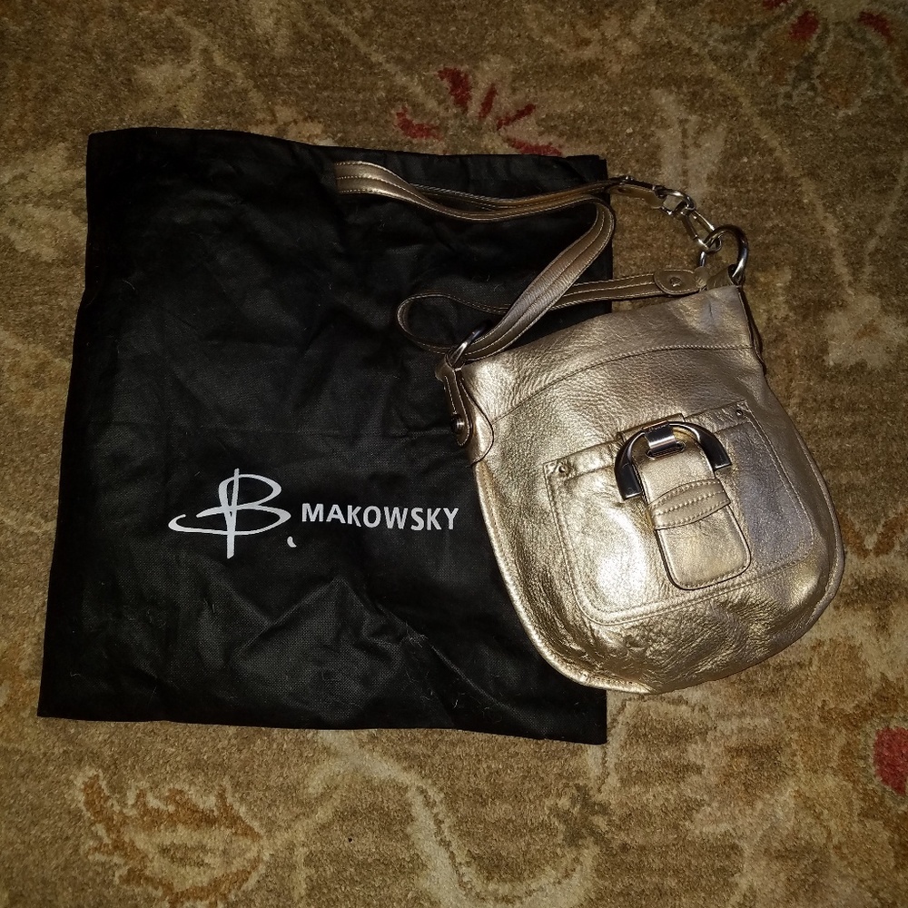 B. Makowsky handbag new without tags